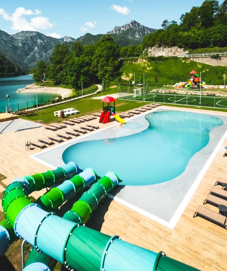 Family Wellness Camping Al Sole Molina di Ledro Bagian luar foto