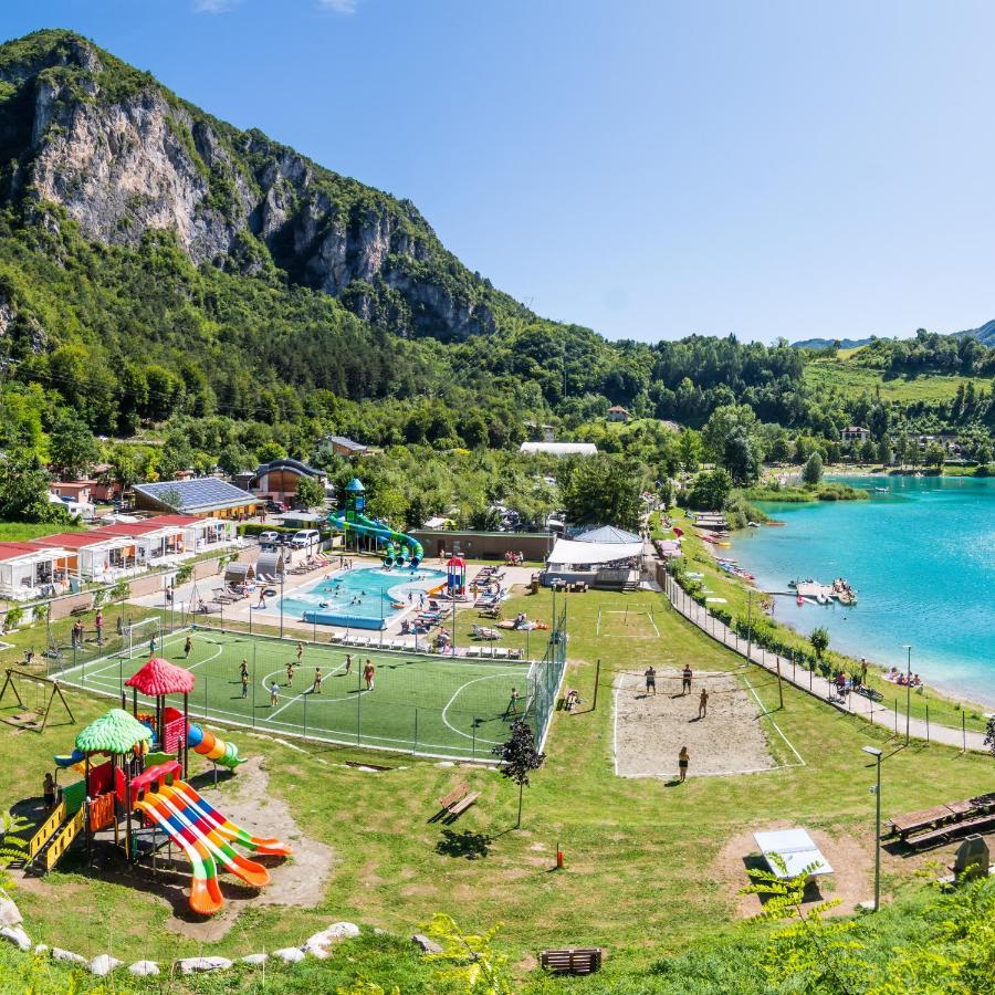 Family Wellness Camping Al Sole Molina di Ledro Bagian luar foto